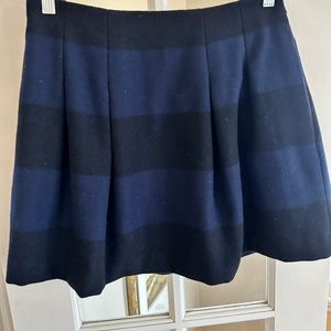 Madewell blue & black stripe pleated fit and flare skirt.